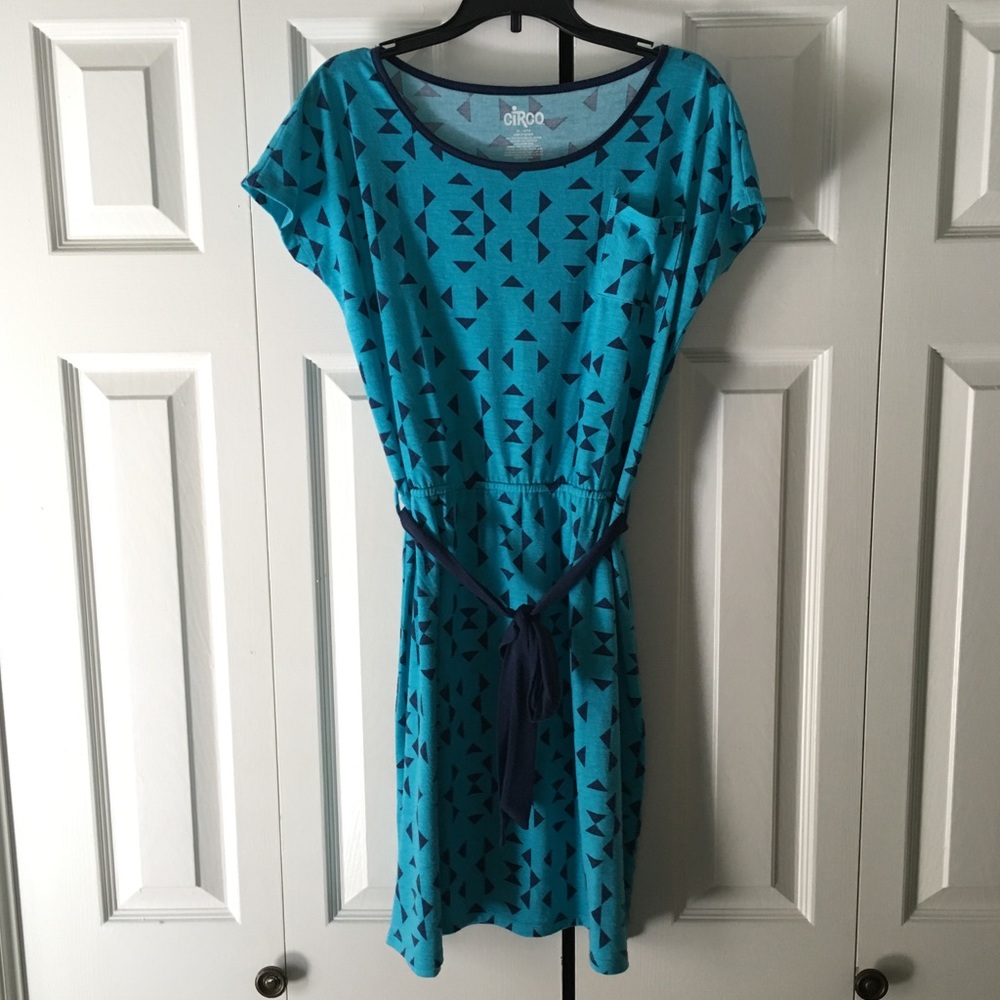 CIRCO Blue Triangle Pattern Dress
